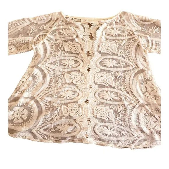 Jens Pirate Booty Lace tunic top - Picture 2 of 6